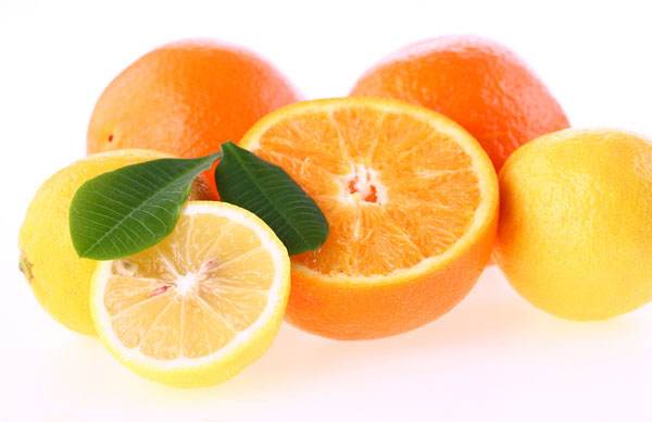 小孩咳嗽吃橙子能止咳吗？